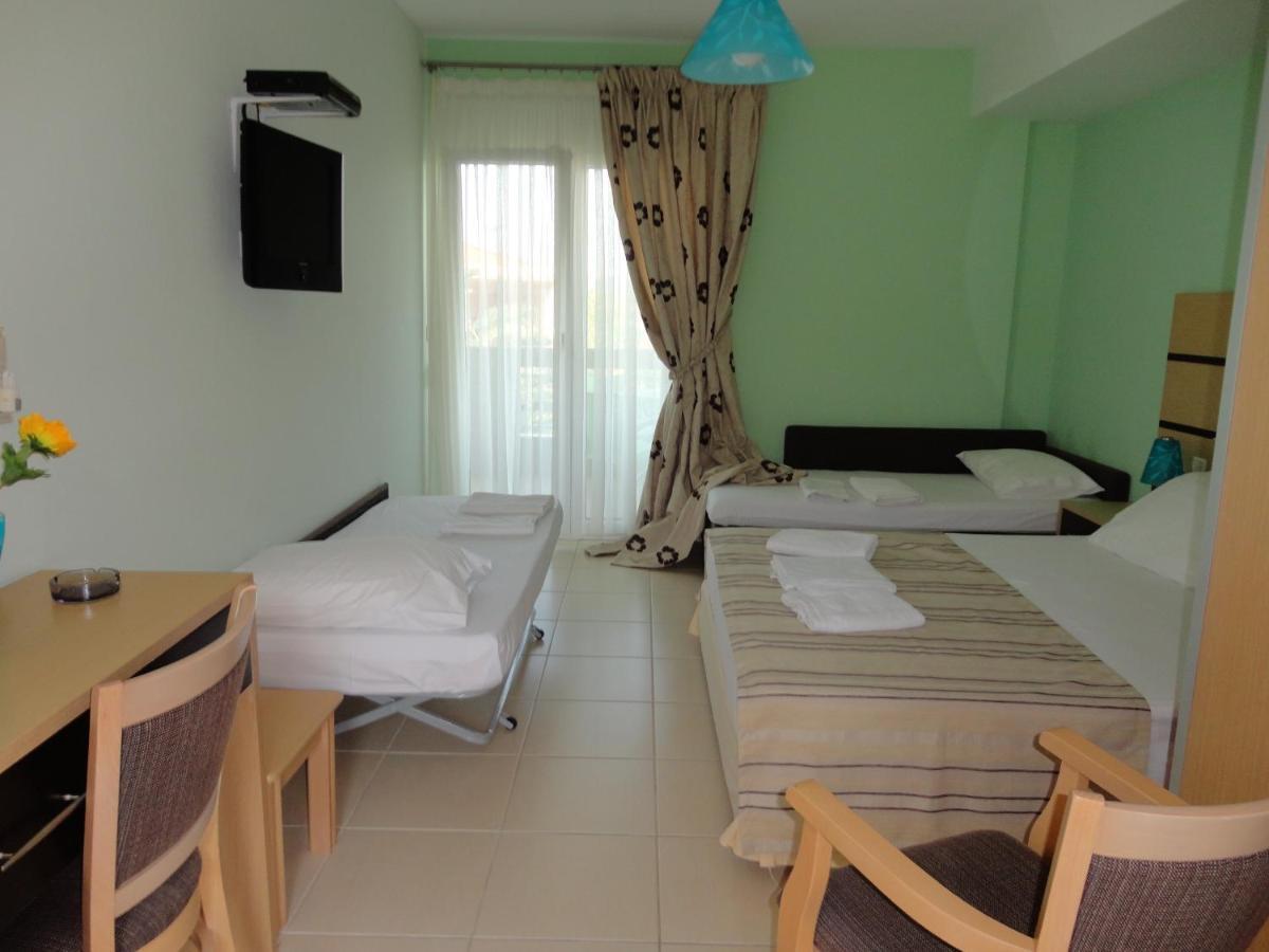Phoenix Studios Sarti Rom bilde